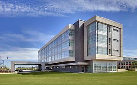 The Hotel At Kirkwood Center